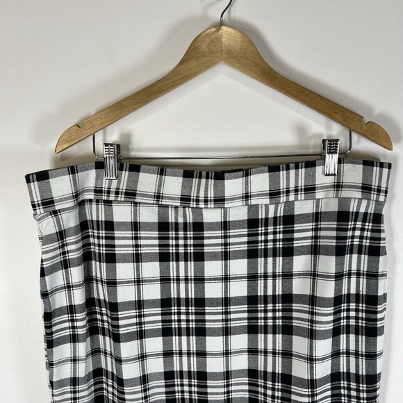 Torrid Mini Studio Luxe Ponte Pencil Skirt Black White Check Stretch Women’s‎ 2X - Picture 3 of 9